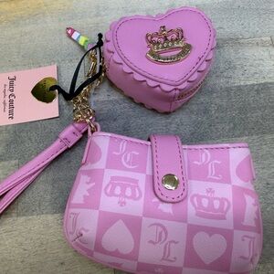 🌷Juicy Couture SWEET BREAK TIME MINI TAB WRISTLET IN cherry blossom pink🌷